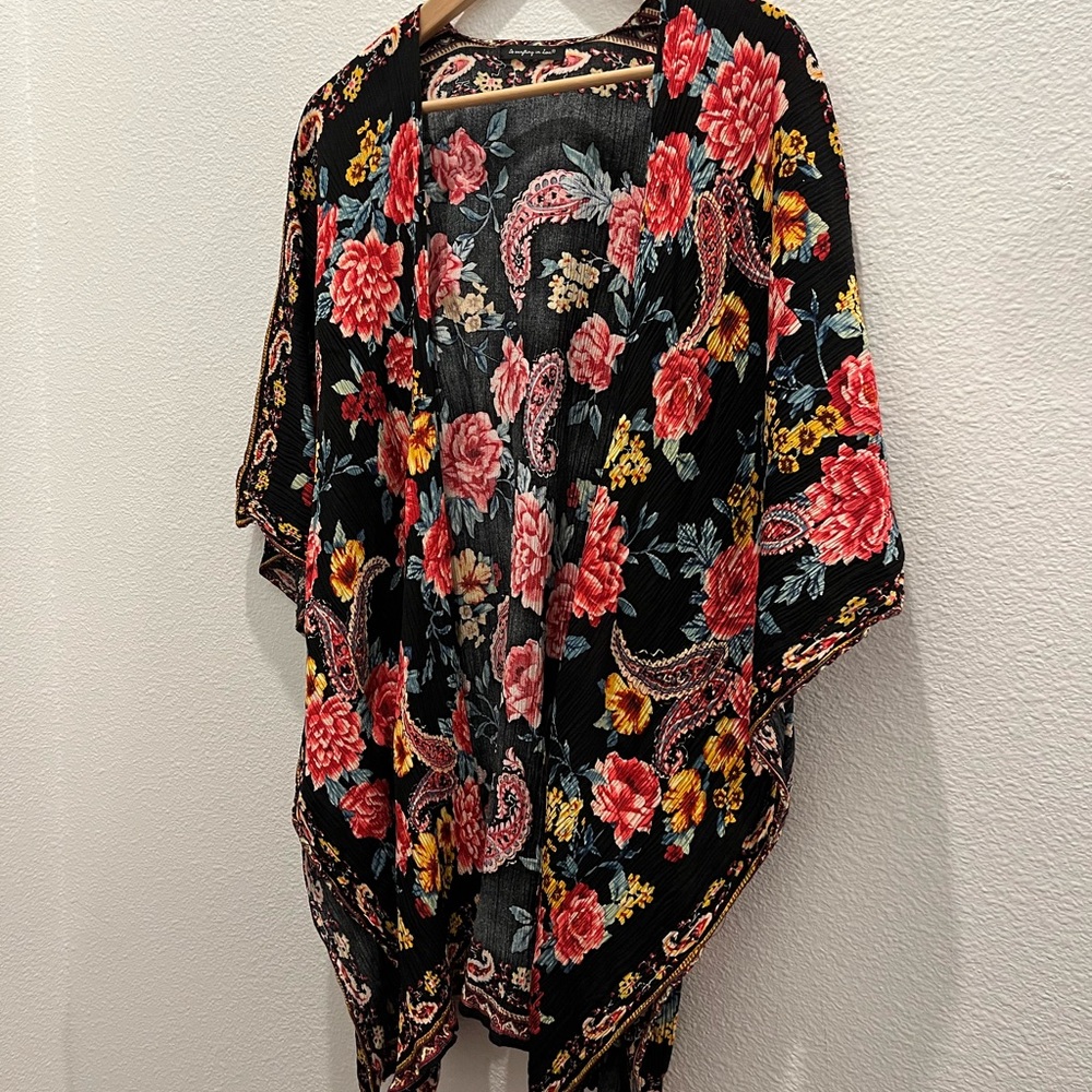 Do Everything in Love  Bold multicolor Floral Rayon Gypsy Shawl w Sleeves 1 size